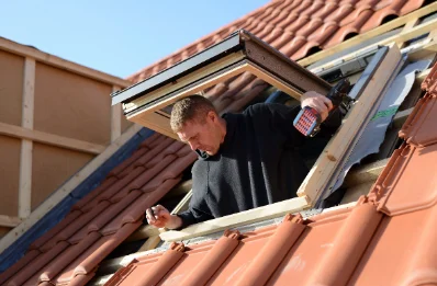 Pose de fenêtres de toit Velux aux Arsures